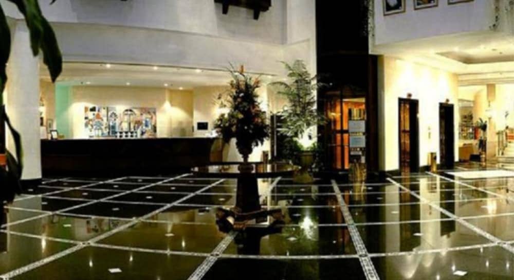 Le Meridien Jeddah — 2