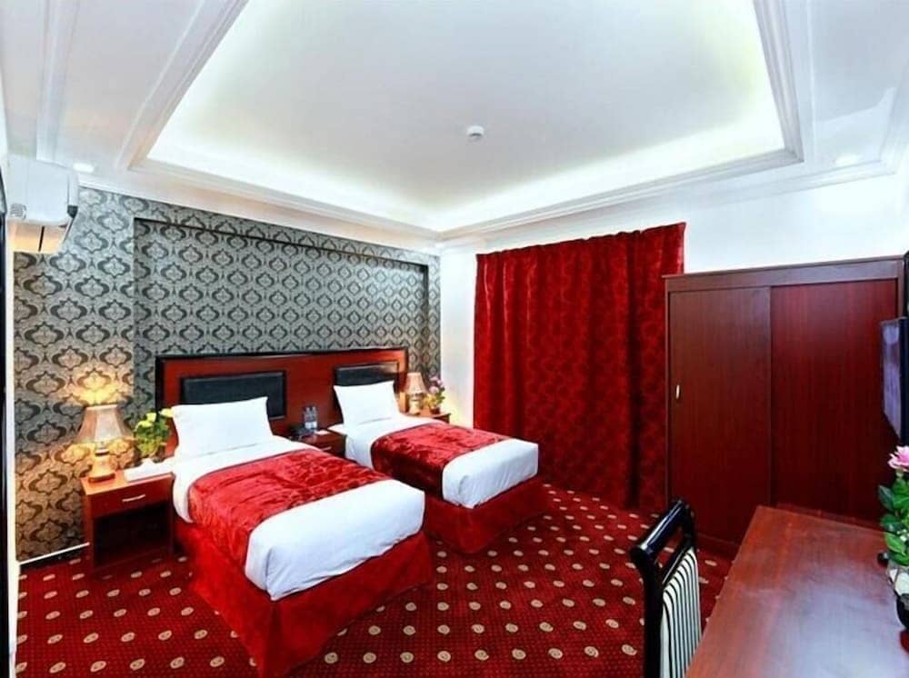 Gulf Star Hotel — 4