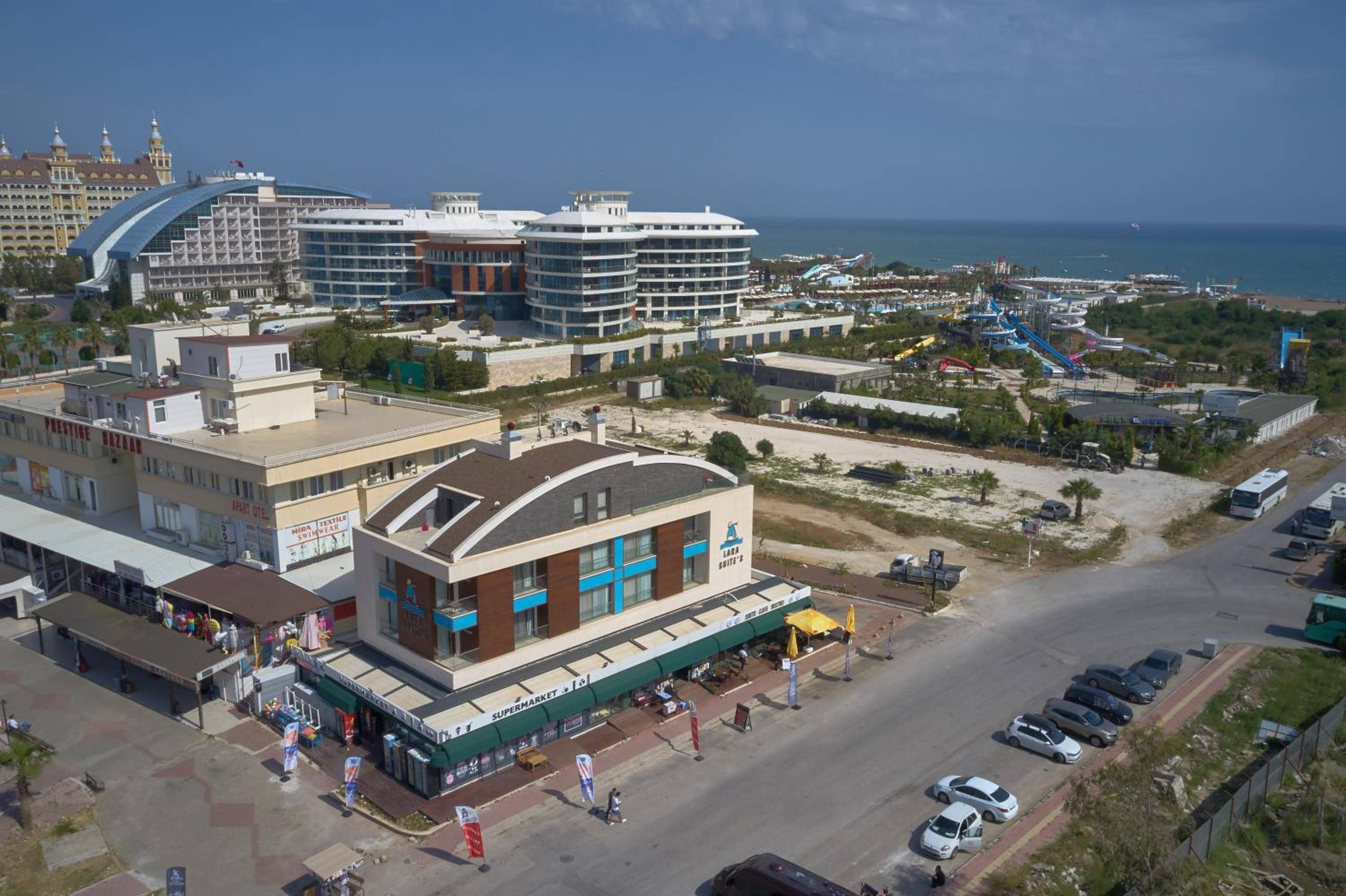 Lara Suite's Apart Hotel — 2