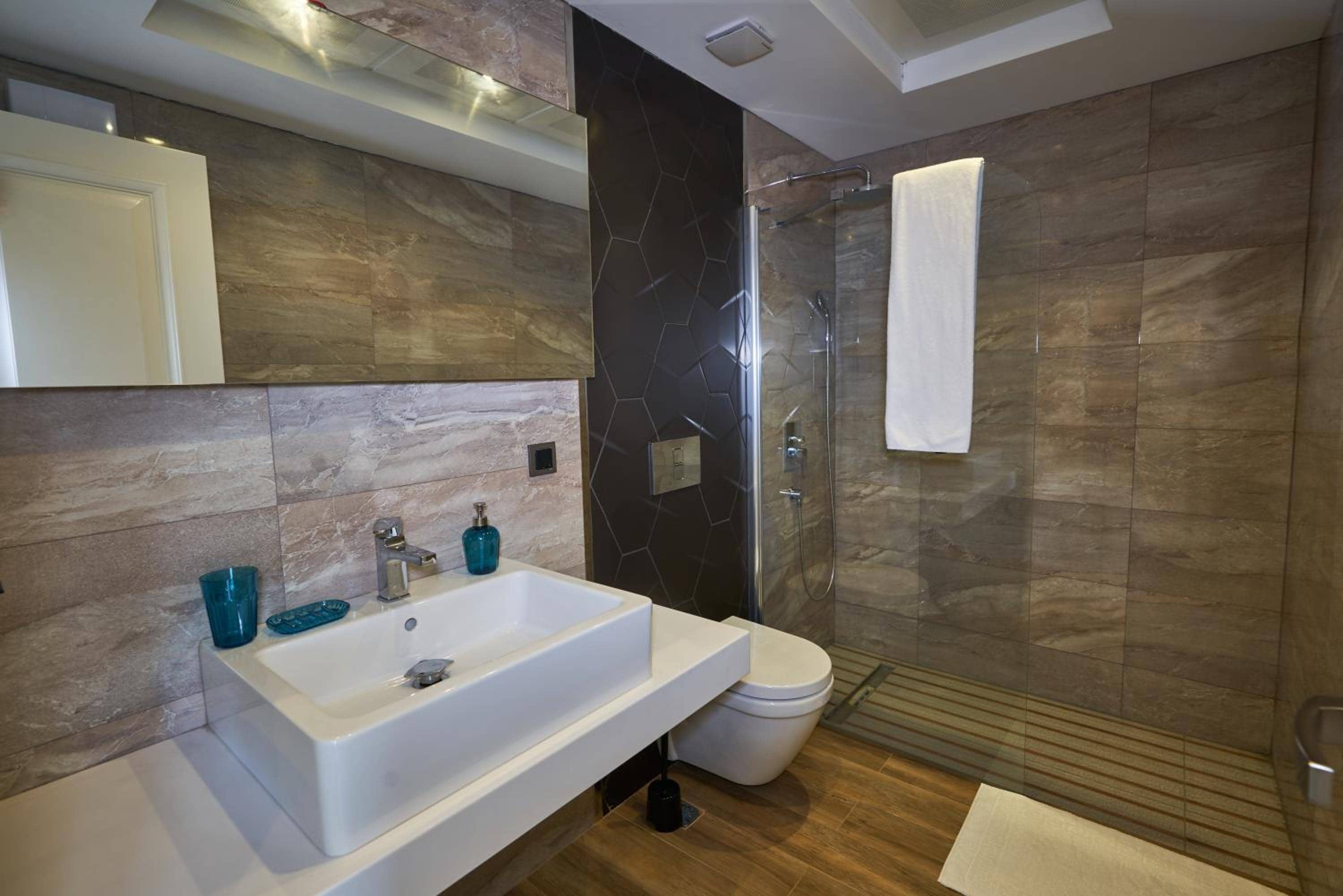 Lara Suite's Apart Hotel — 4