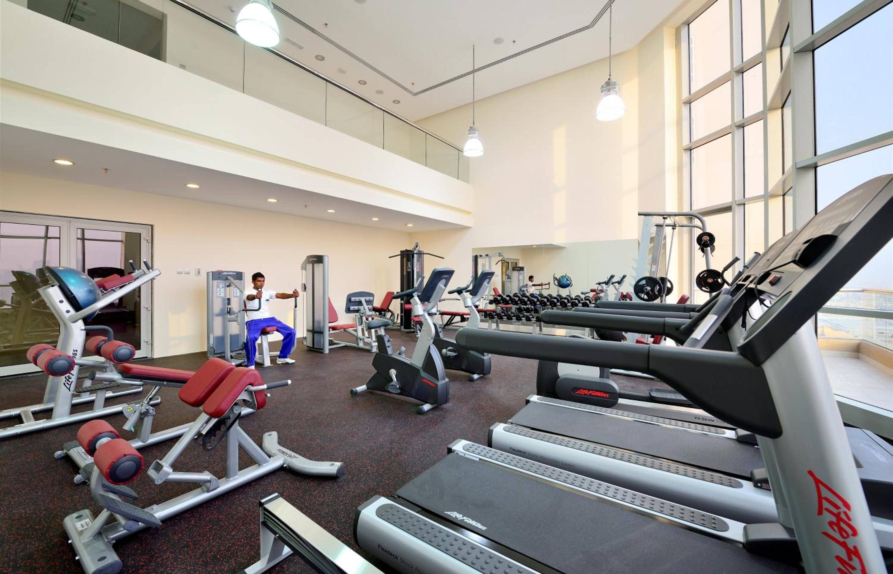Al Majaz Premiere Hotel Apartments — 2