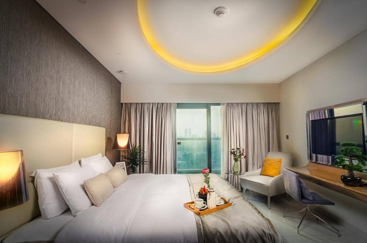 Royal Club By RVHR, Paramount Tower B, Business Bay — 3
