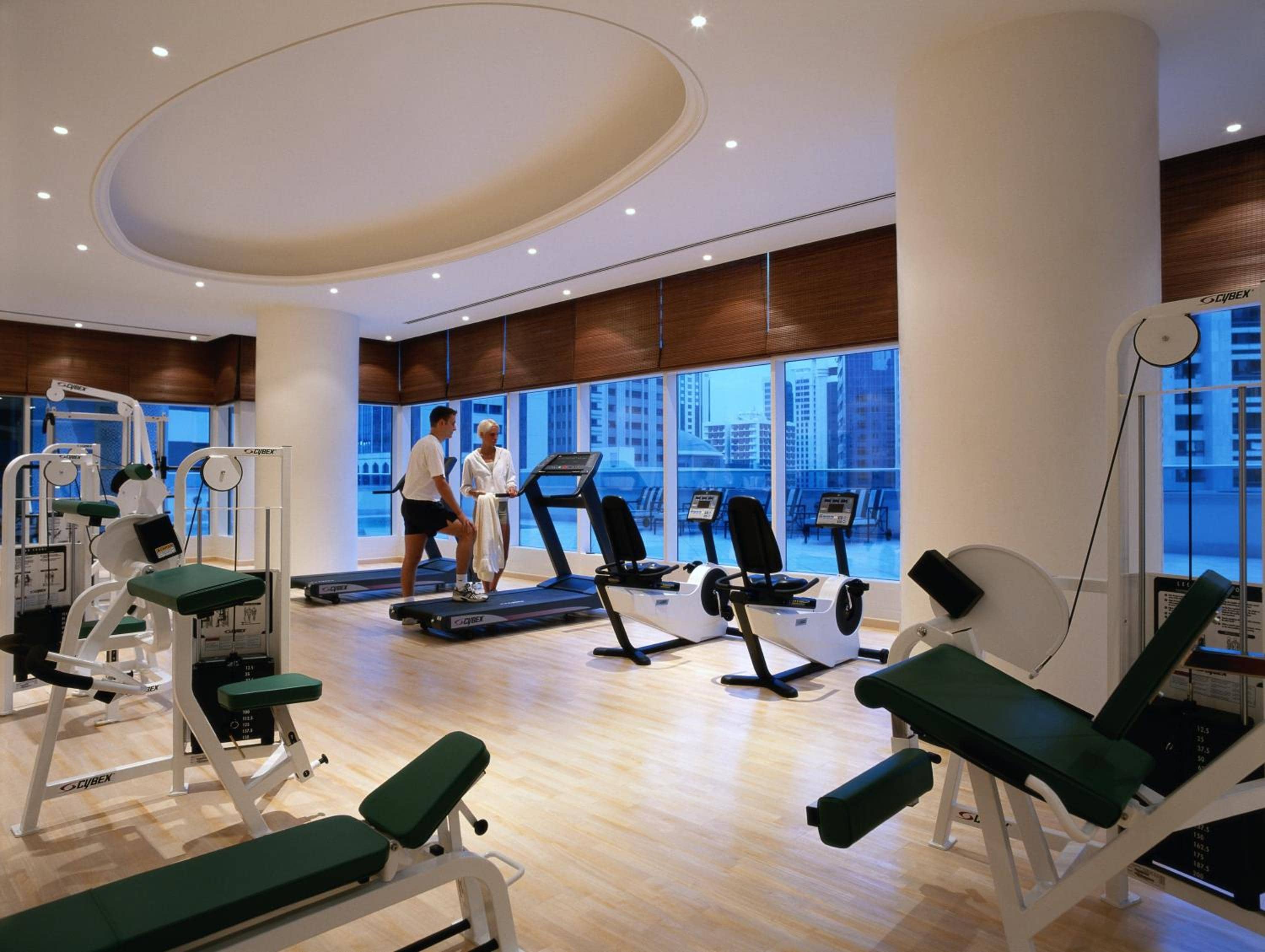 Corniche Hotel Abu Dhabi — 4