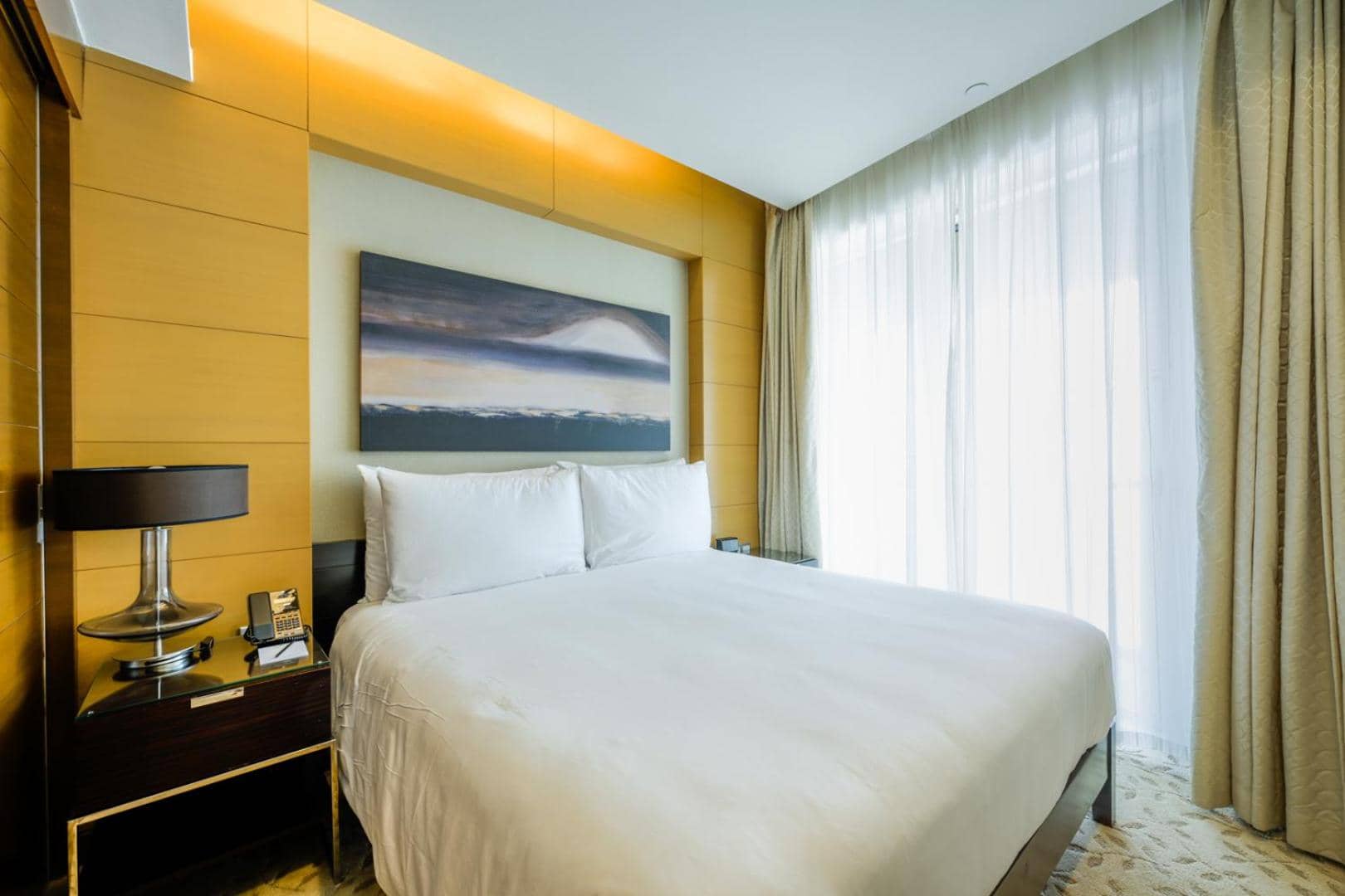 FAHH - Superior 1BHK Address Dubai Mall Residences — 4
