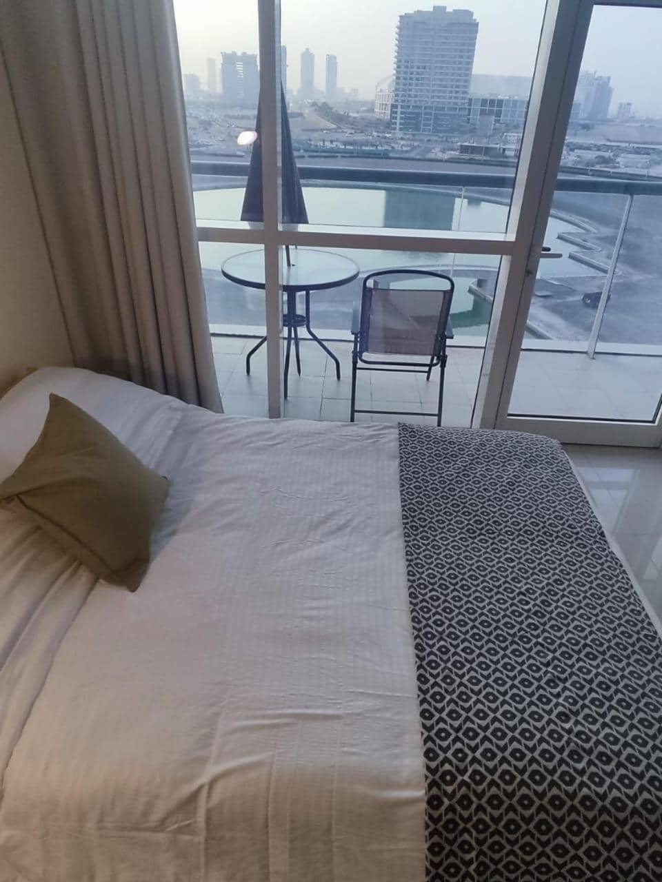 Studio in the heart of Sports City -great view & amenities! — 3