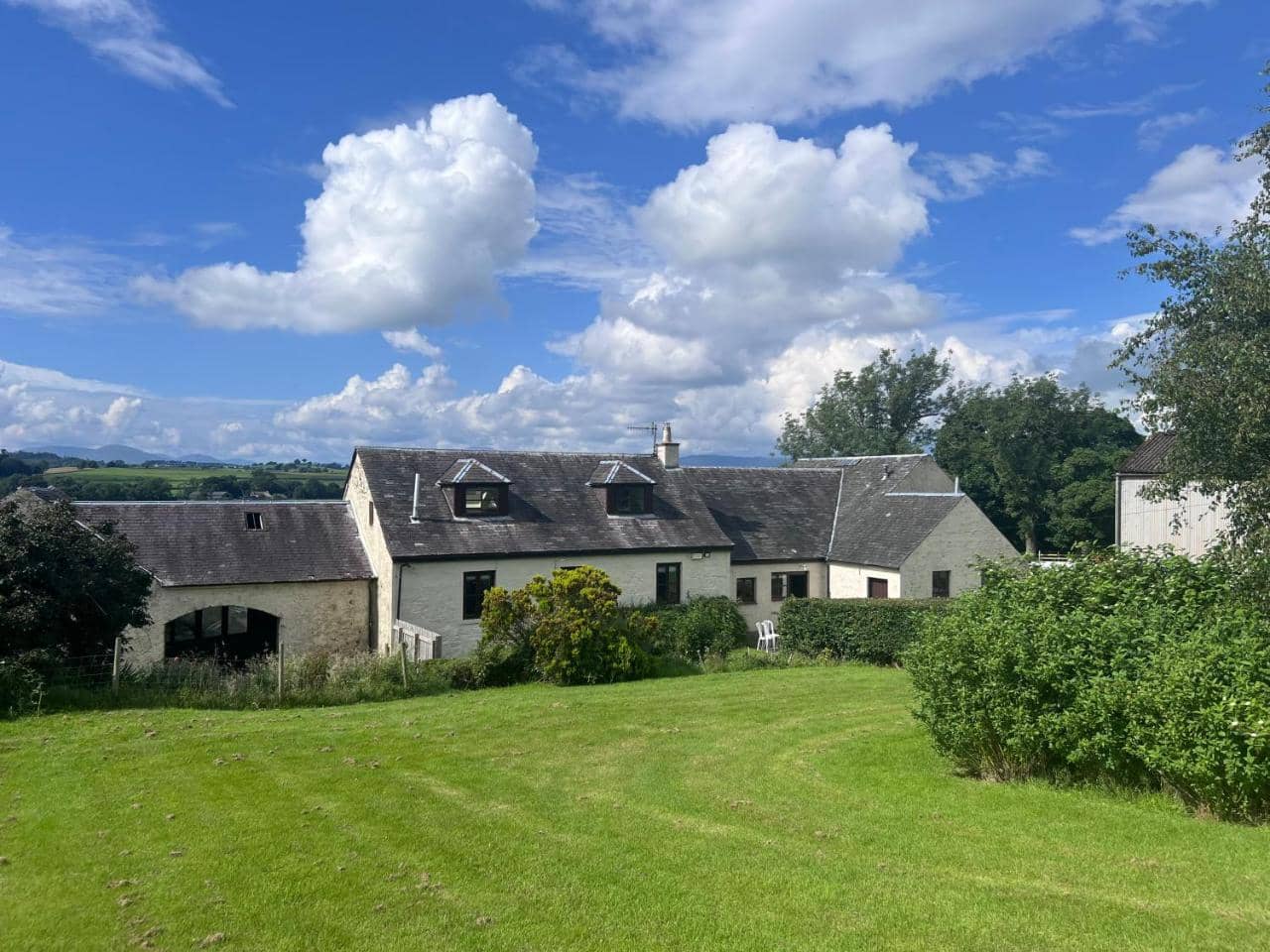 Easter Auchencarroch Farm B&B